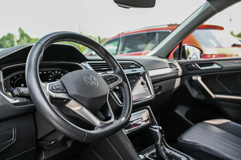 car Volkswagen Tiguan id92065 photo #12