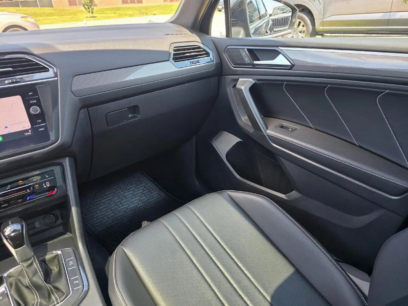 car Volkswagen Tiguan id92089 photo #16