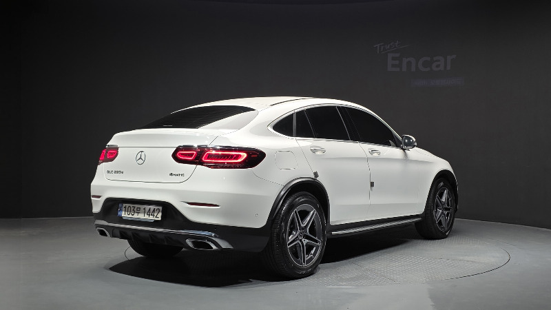 car Mercedes Benz GLC id92785 photo #2