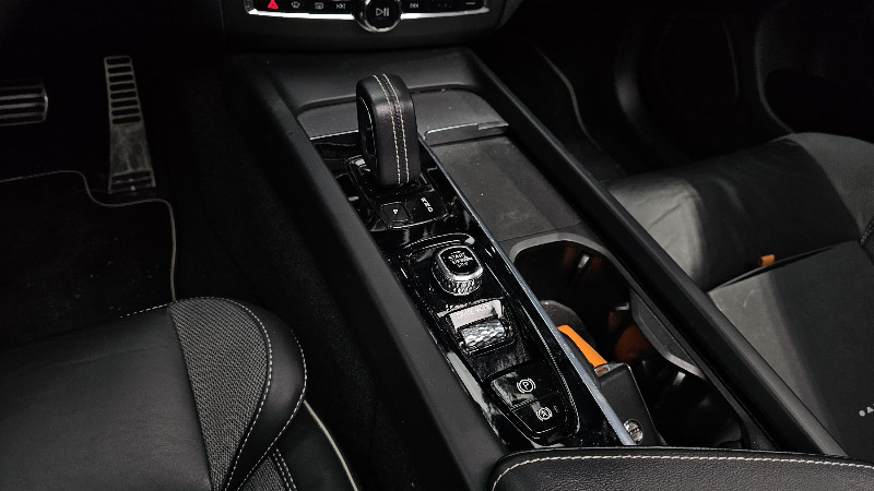 car Volvo XC60 id92933 photo #9