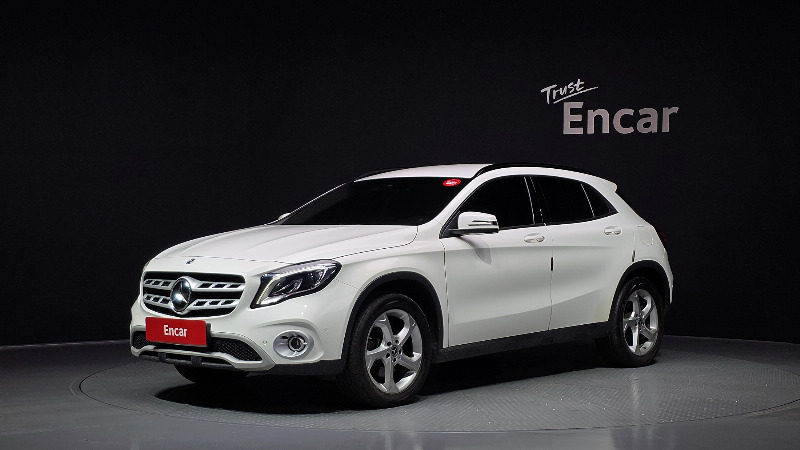 car Mercedes Benz GLA id93089 main photo