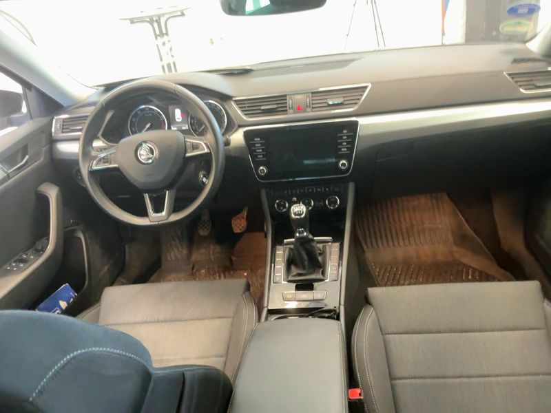 car Skoda Superb id93254 photo #12