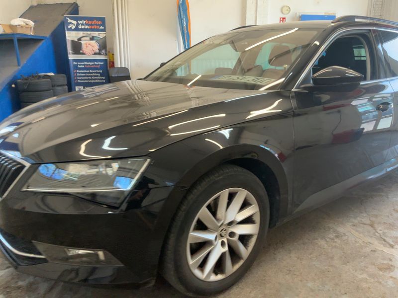 car Skoda Superb id93254 photo #2