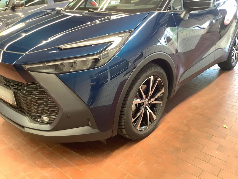 car Toyota C-HR id93272 photo #2