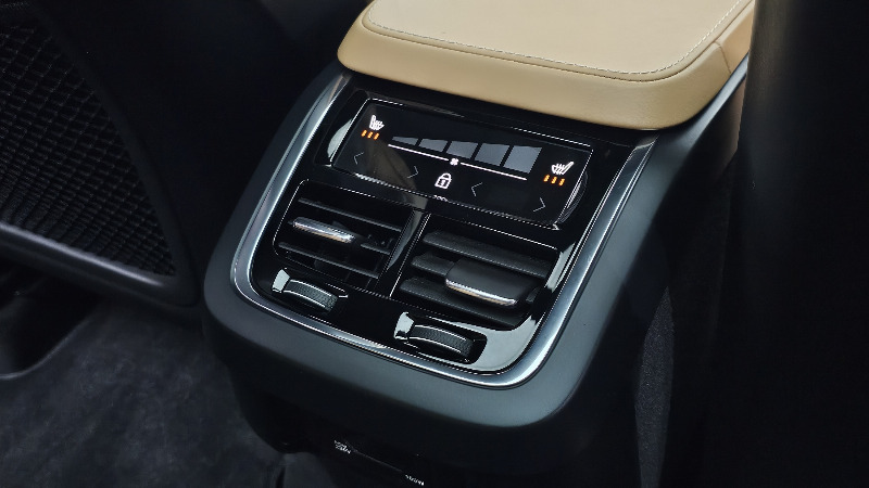 car Volvo XC90 id93290 photo #16