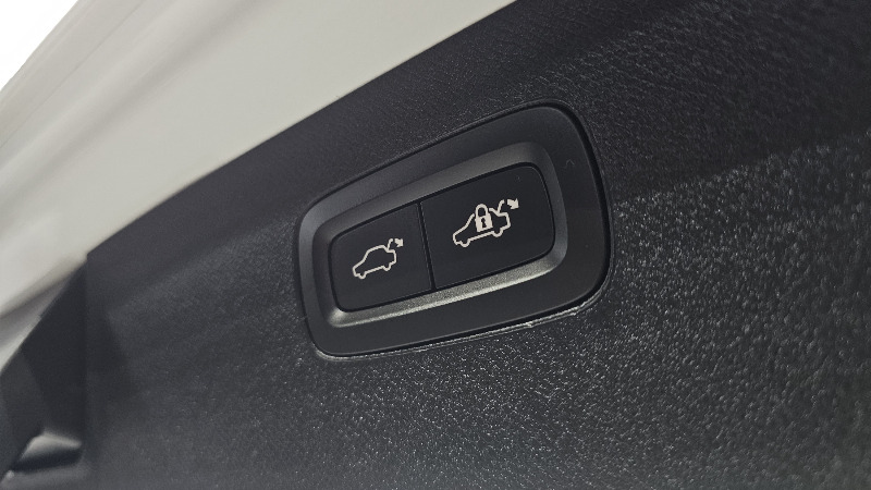 car Volvo XC90 id93290 photo #18