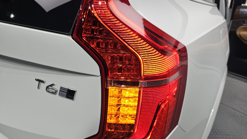 car Volvo XC90 id93290 photo #23