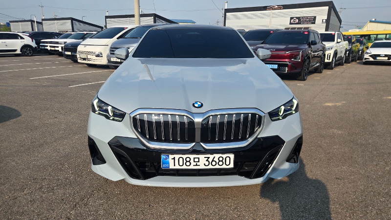 car BMW 5 Series id93449 main photo