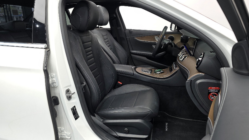 car Mercedes Benz E Class id93621 photo #11