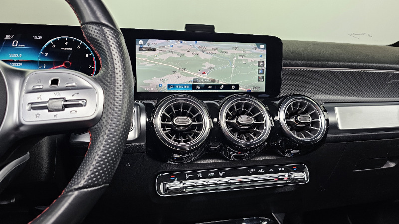 car Mercedes Benz GLB id93643 photo #12