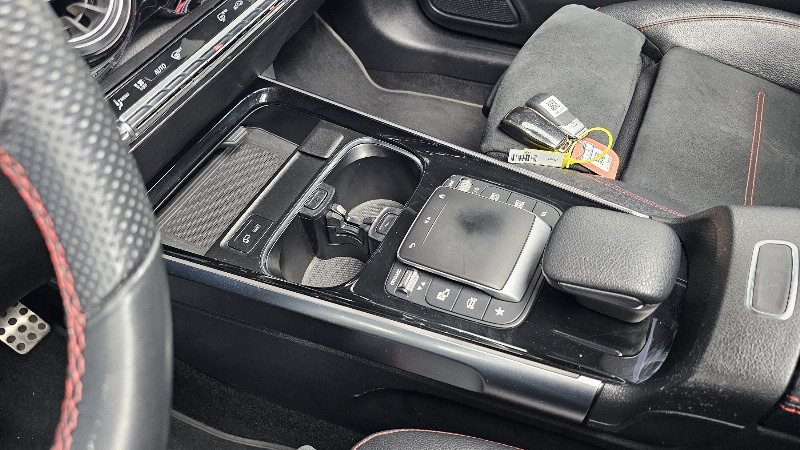 car Mercedes Benz GLB id93643 photo #18