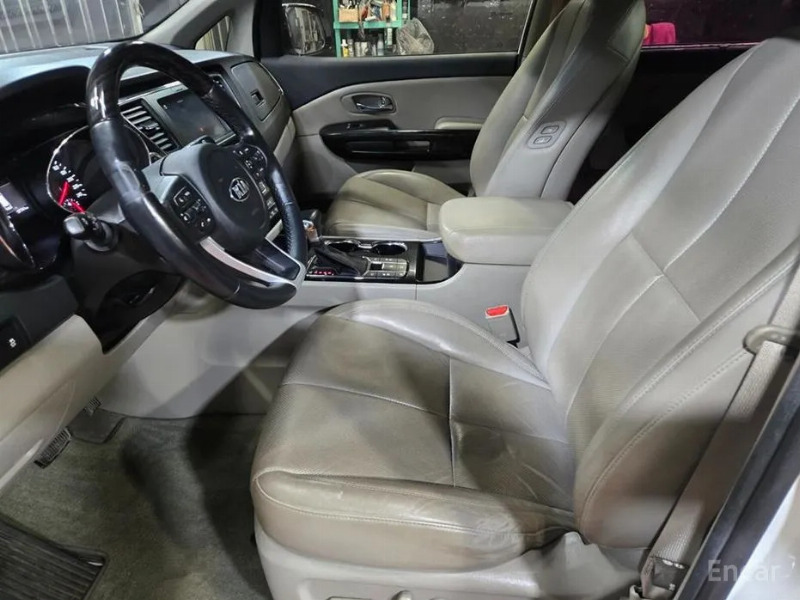 car KIA Carnival id93721 photo #6
