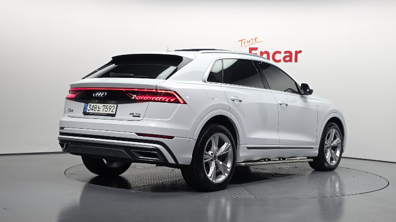 car Audi Q8 id94146 photo #2