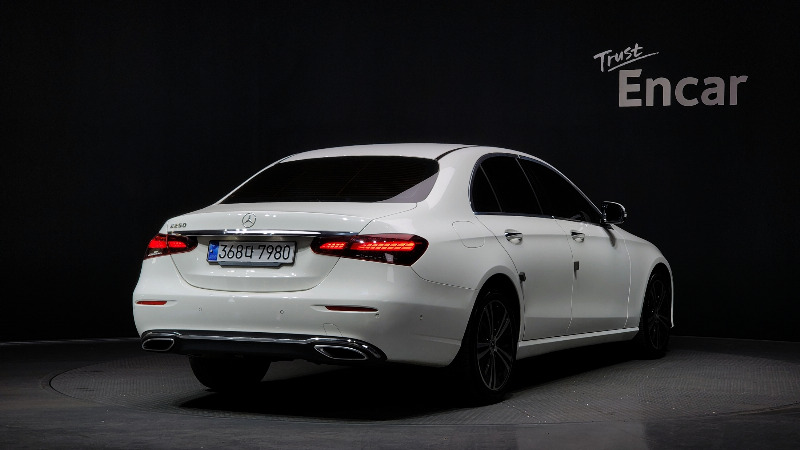 car Mercedes Benz E Class id94171 photo #2