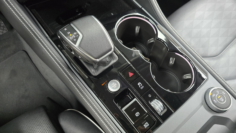 car Volkswagen Touareg id94302 photo #9