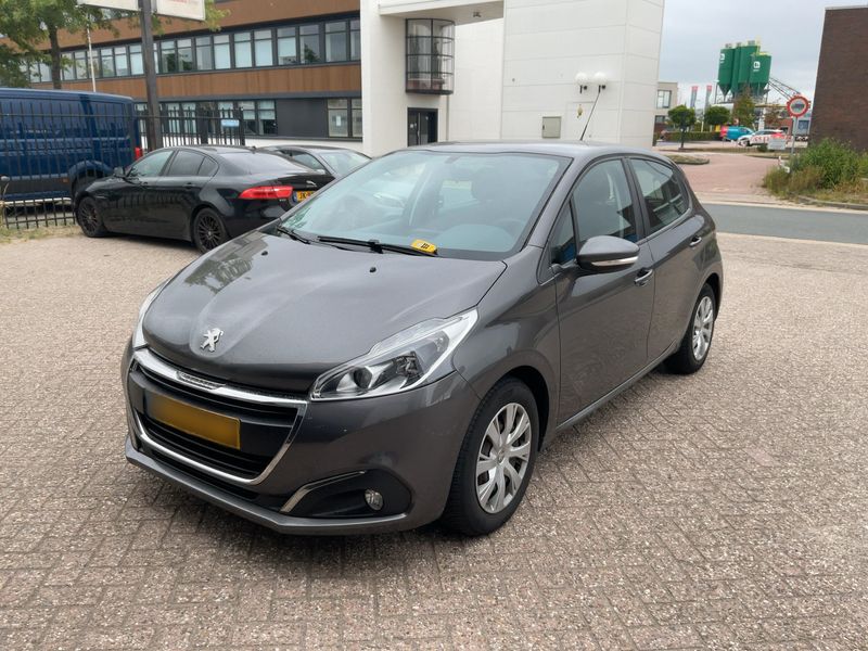 car Peugeot 208 id95331 main photo
