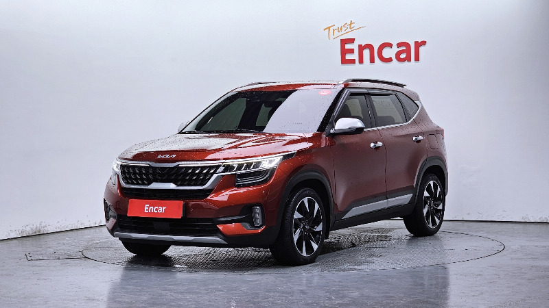 car KIA Seltos id96062 main photo