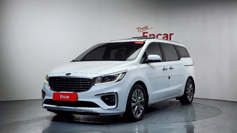car KIA Carnival id96143 main photo