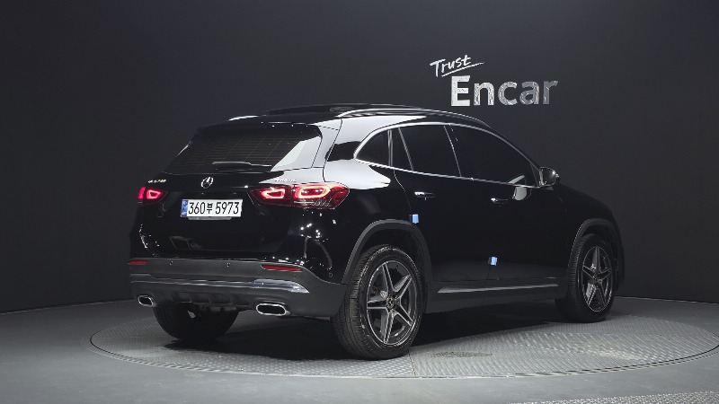 car Mercedes Benz GLA id96186 photo #2