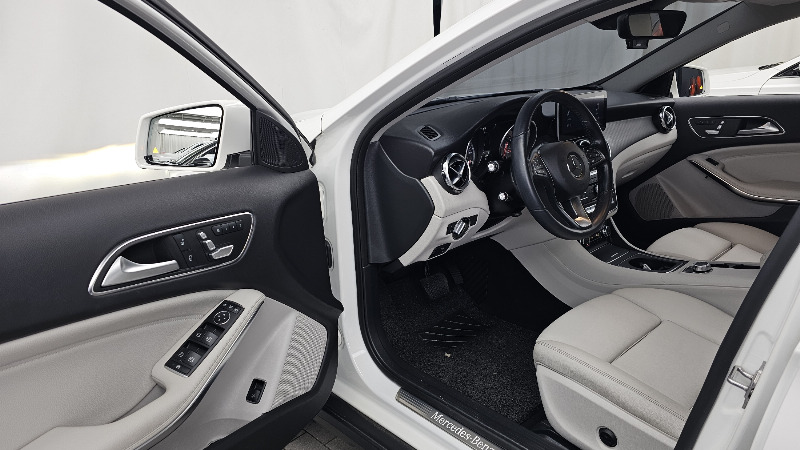 car Mercedes Benz GLA id96351 photo #10