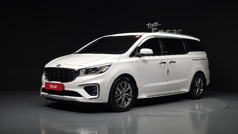 car KIA Carnival id96571 main photo