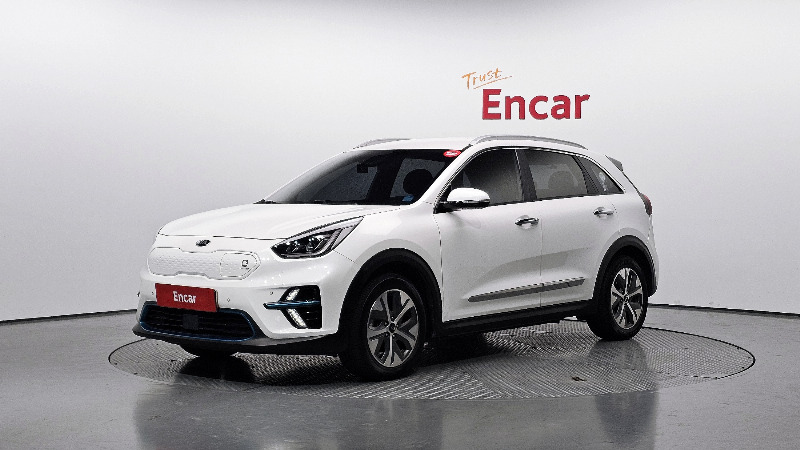 car KIA Niro id96580 main photo
