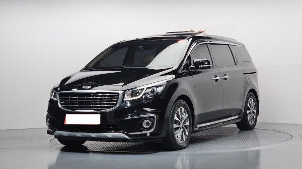 car KIA Carnival id15525 main photo