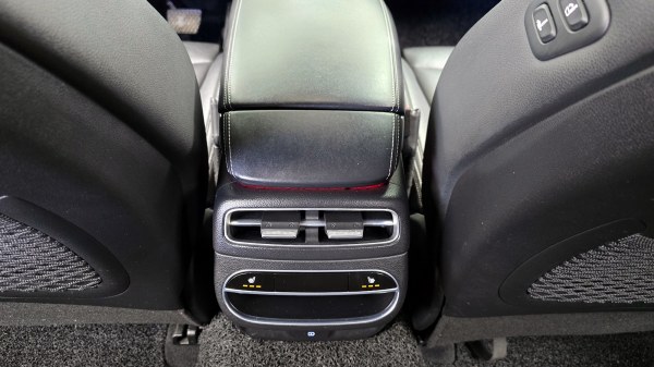 car Genesis GV70 id15540 photo #11