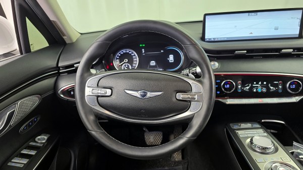 car Genesis GV70 id15540 photo #8