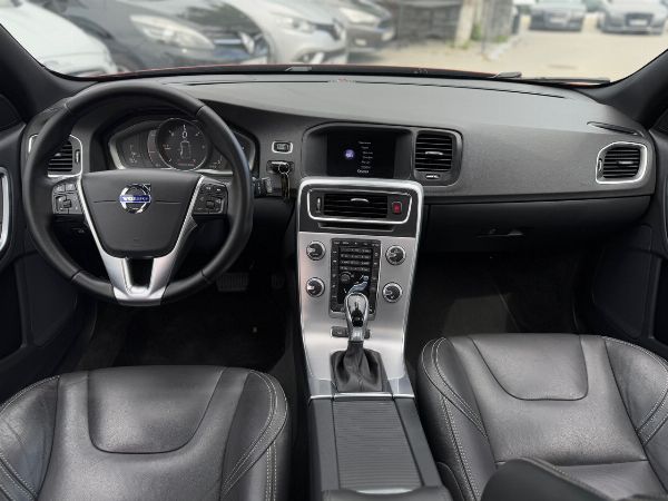 car Volvo V60 id15571 photo #11