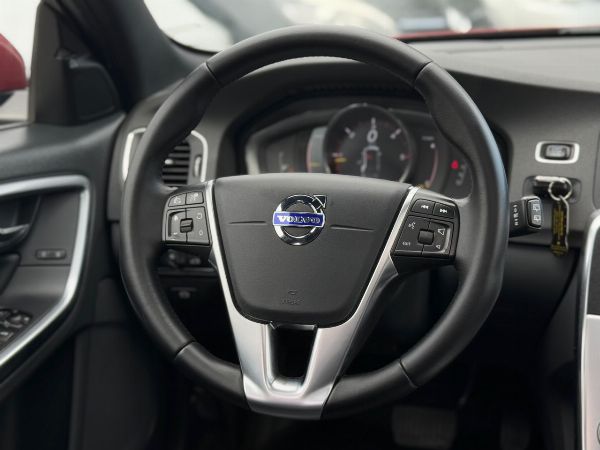 car Volvo V60 id15571 photo #12