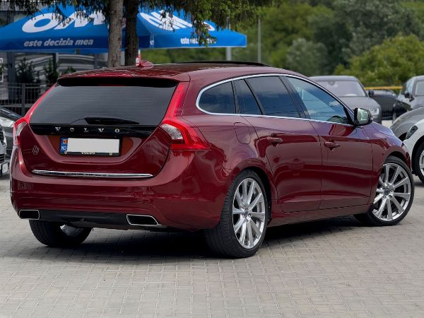 car Volvo V60 id15571 photo #2