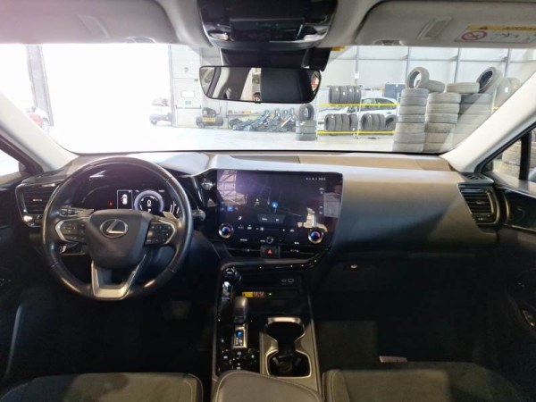 car Lexus NX Series id15716 photo #3