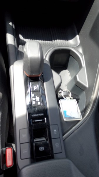 car Toyota C-HR id15717 photo #4