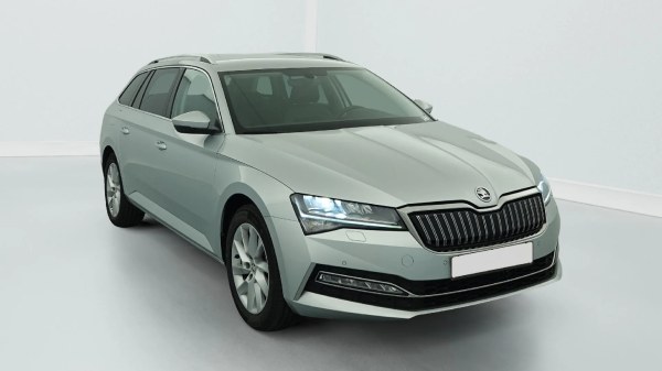 car Skoda Superb id15723 main photo