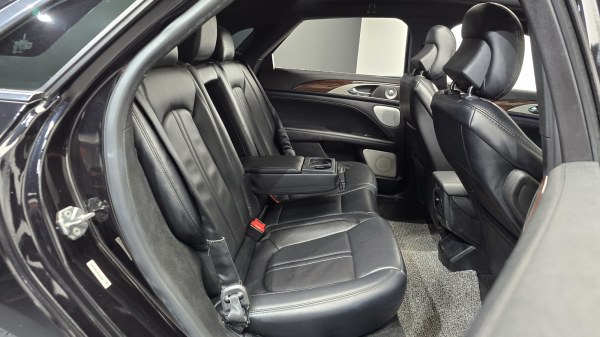 car Lincoln MKZ id15733 photo #7