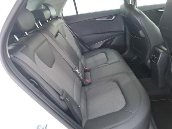 car KIA Niro id15746 photo #6