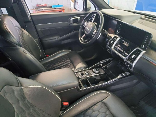 car KIA Sorento id15750 photo #3
