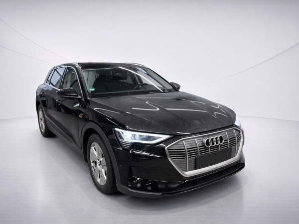 car Audi e-tron id15752 main photo