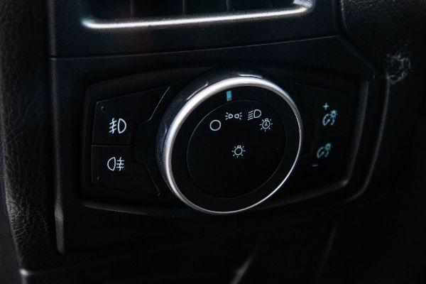 car Ford Focus id15773 photo #15