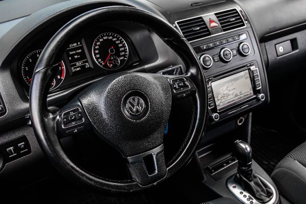 car Volkswagen Touran id15801 photo #9