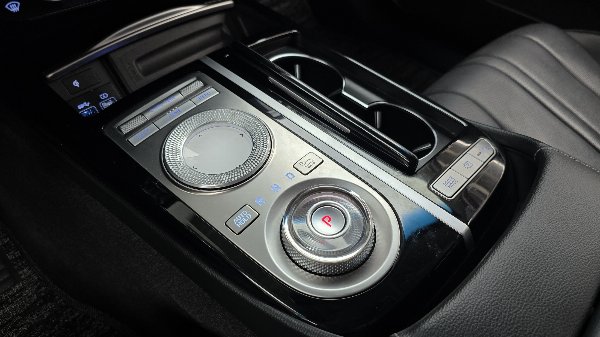 car Genesis G80 id15889 photo #9