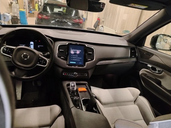 car Volvo XC90 id15925 photo #3