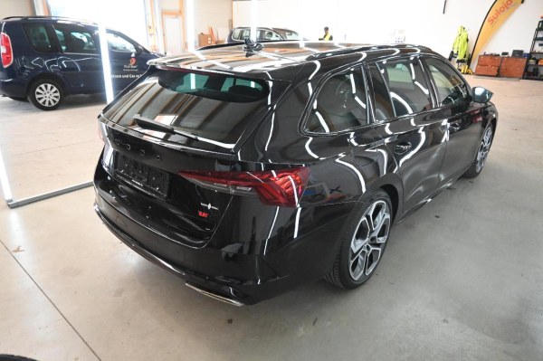 car Skoda Octavia id15927 photo #2