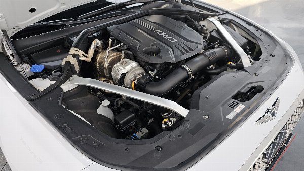 car Genesis G70 id15934 photo #6
