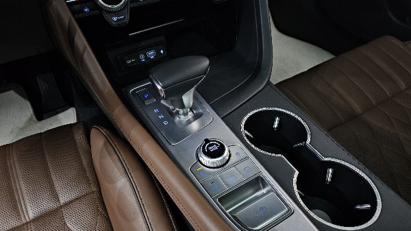 car Genesis G70 id15934 photo #9