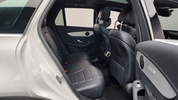 car Mercedes Benz GLC id15936 photo #8