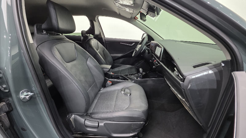car KIA Niro id16076 photo #10