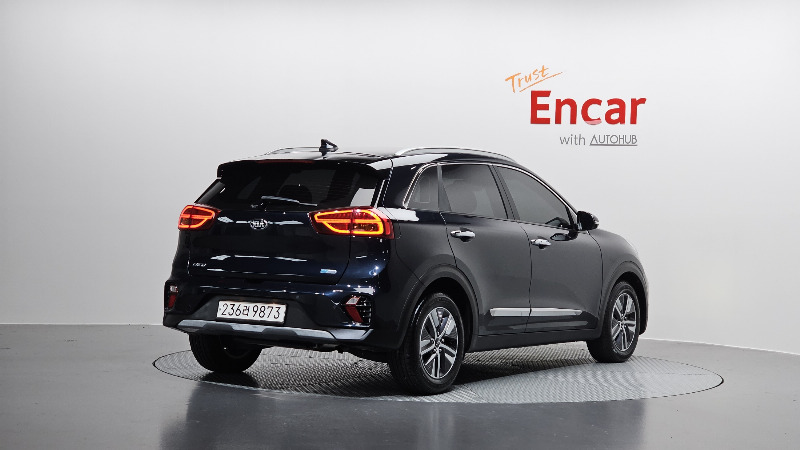 car KIA Niro id16078 photo #2
