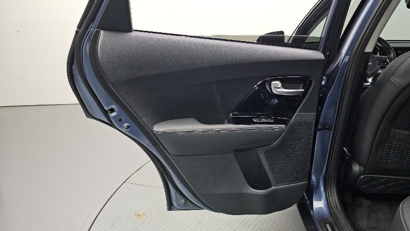 car KIA Niro id16088 photo #25
